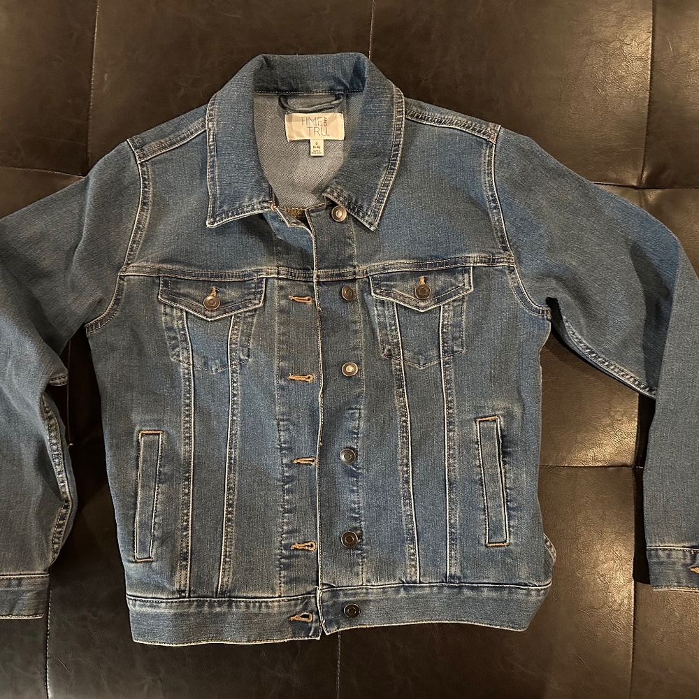 Jean Jacket - Picture 3 of 4